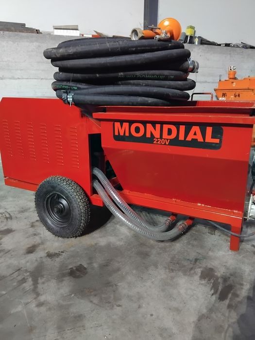 Pompa de tencuit! MONDIAL 220