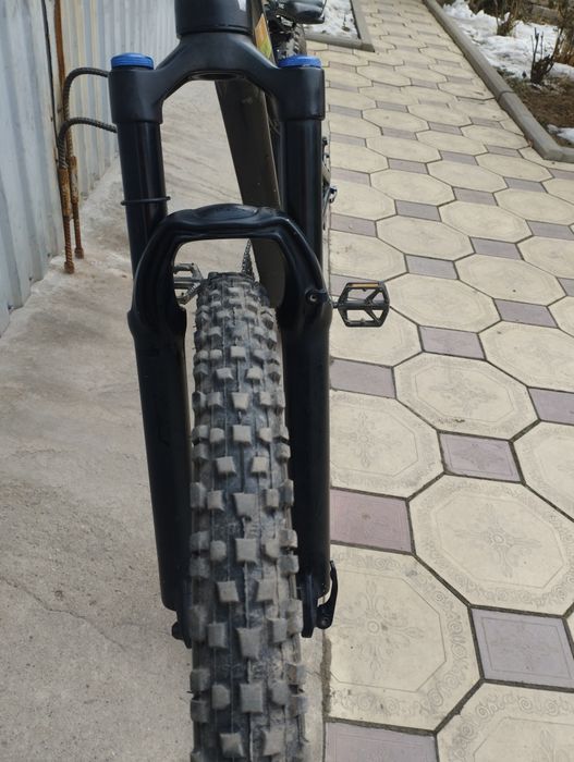 Воздушная дерт вилка для велосипеда