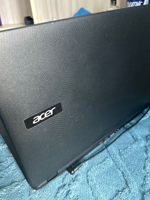 Acer Aspire ES1-531 ноутбук