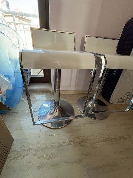 Бар столове, 2 броя, бели