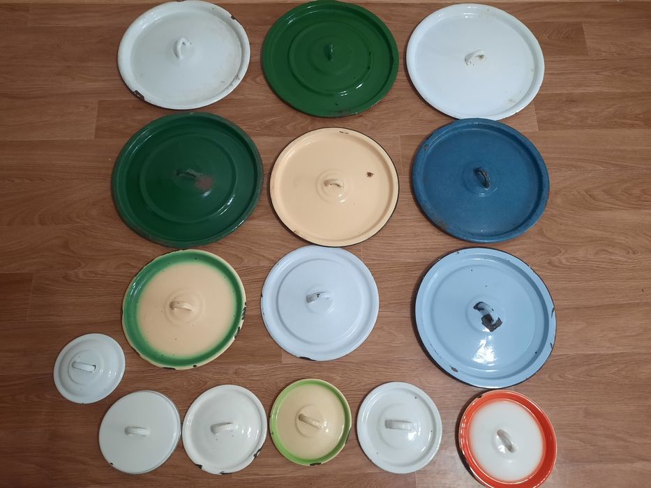 Крышки эмалированные разные