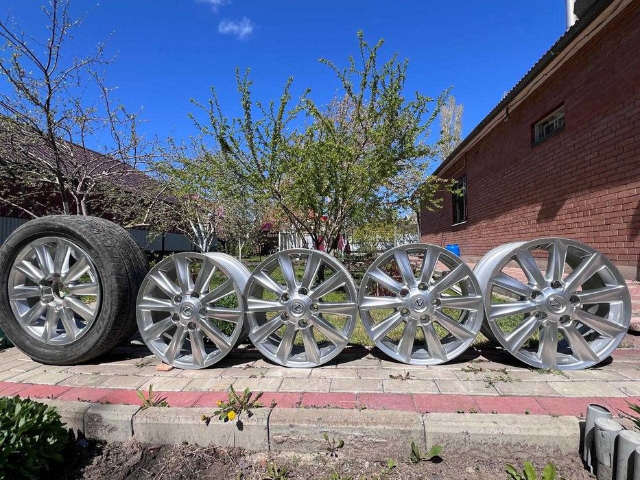 5 дисков R20 на Lexus LX 570