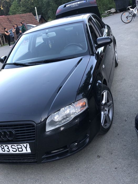 AUDI A4 0 — imagine 3