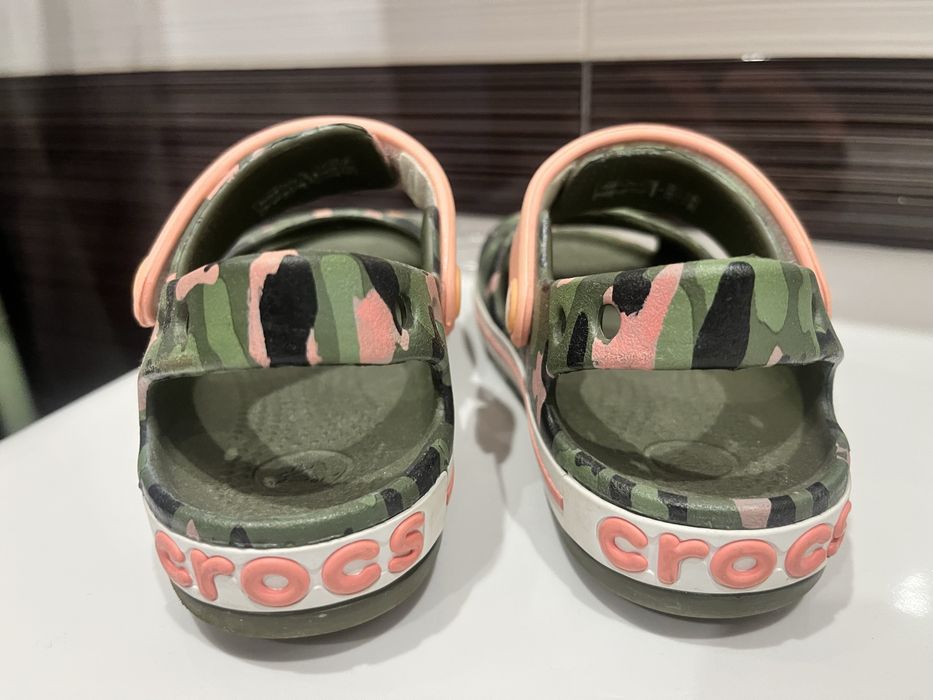 Crocs ДЕТСКИ САНДАЛИ  р. 25-26