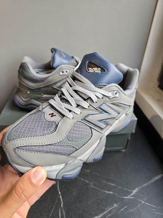 New Balance 9060 marimea 41.5