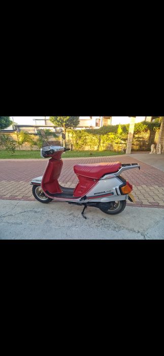 Скутер хонда лийд 125