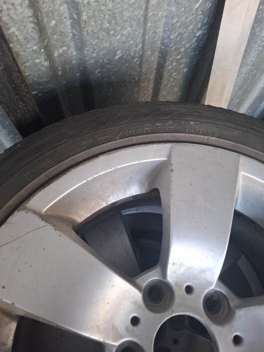 Диски с резиной на бмв е 60 R17