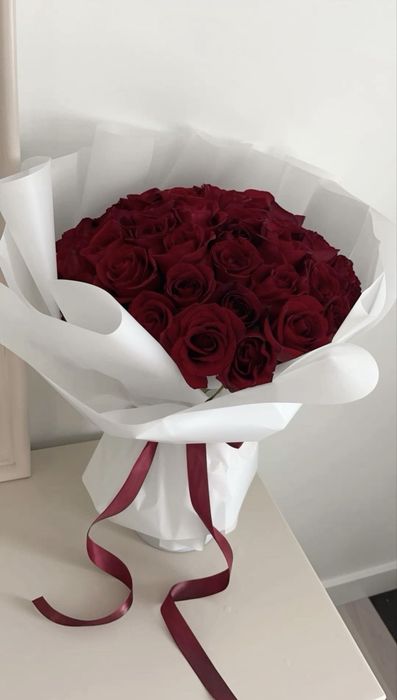 Композиция и роза