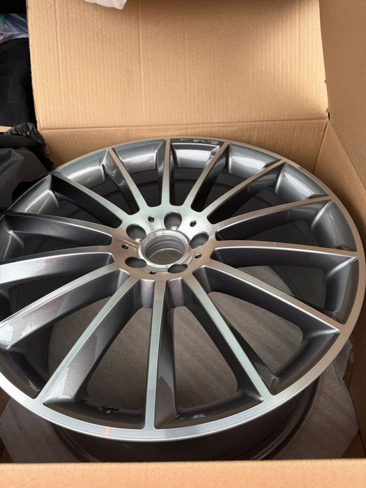 Jantă originală Mercedes GLE Coupe AMG 2025 – R21