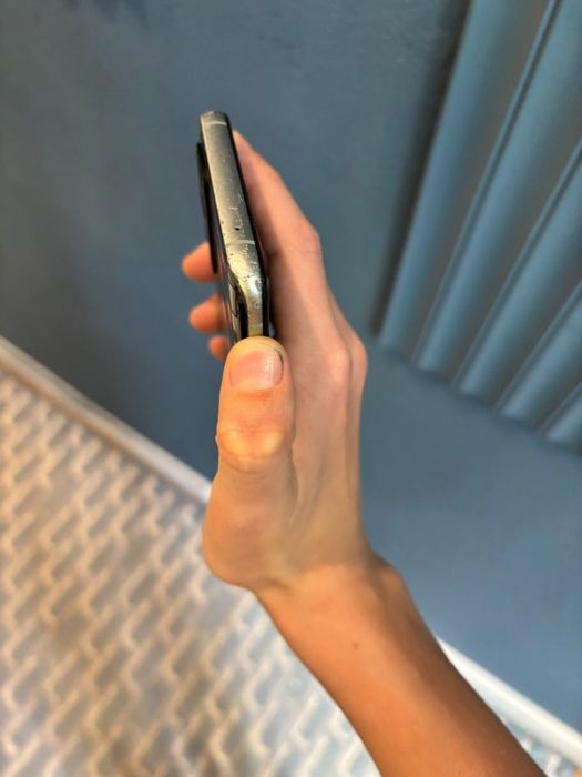 Продам OnePlus 9r