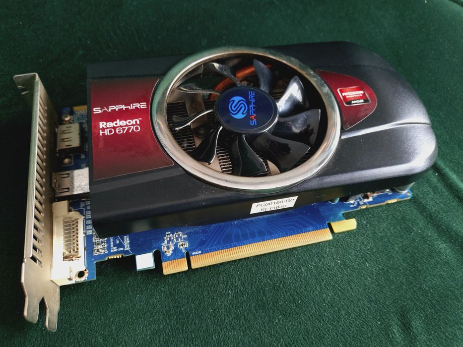 Placă video AMD Sapphire Radeon HD 6770