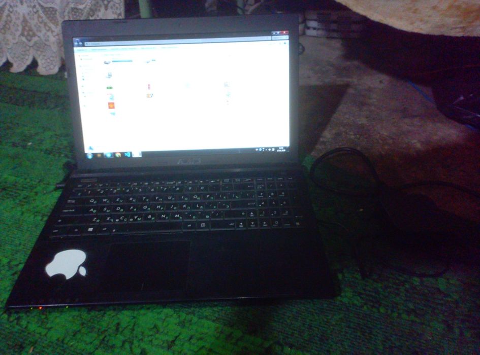 Asus x55a notbuk sotiladi