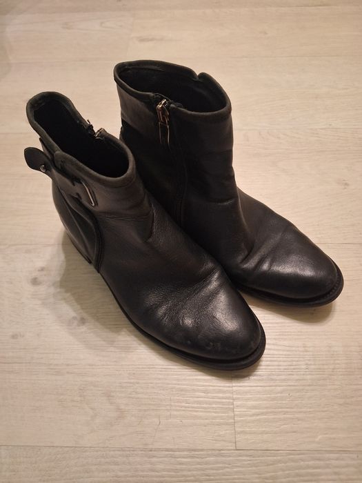 Продаю женские бу