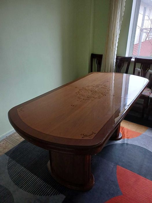 Стол гостевой/кухонный