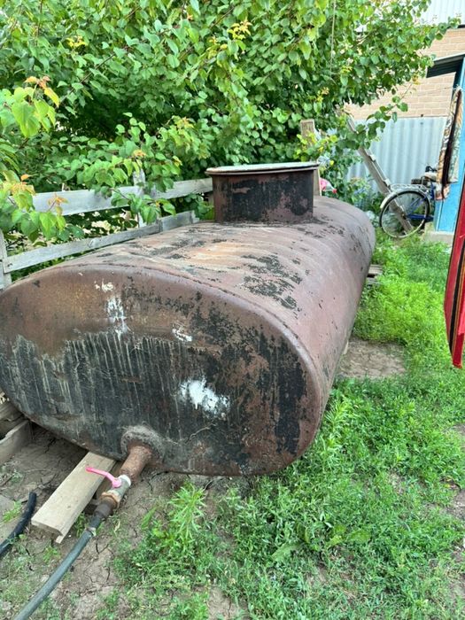 Продам ёмкость для воды