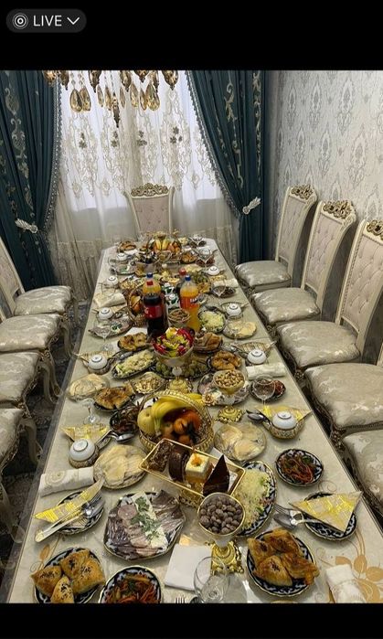 Стол стул для гостиной в отличном состоянии