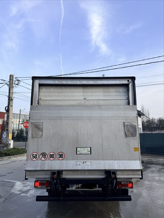 IVECO DAILY BOX / 8 europaleti/ lift /AXA DUBLA SPATE/ aparat frig ,AC