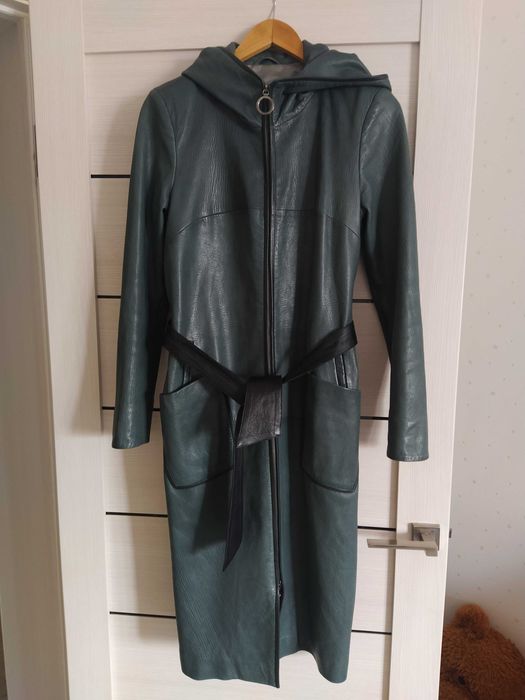 Продам Кожаный Плащ