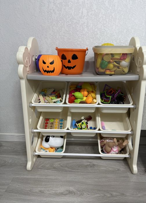 Стеллаж для игрушек