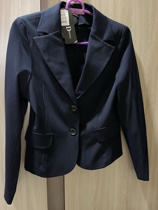 Продам новый пиджак 42-44.