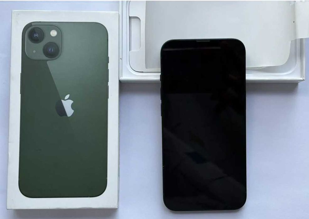 Телефон IPhone 13 128GB