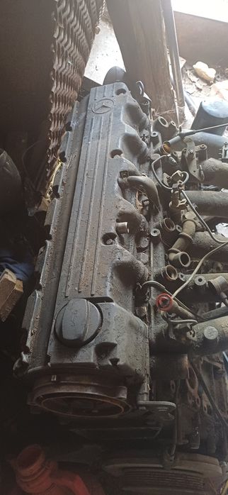 Мотор на Мерс w124