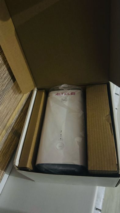 Роутер Altel 5G.