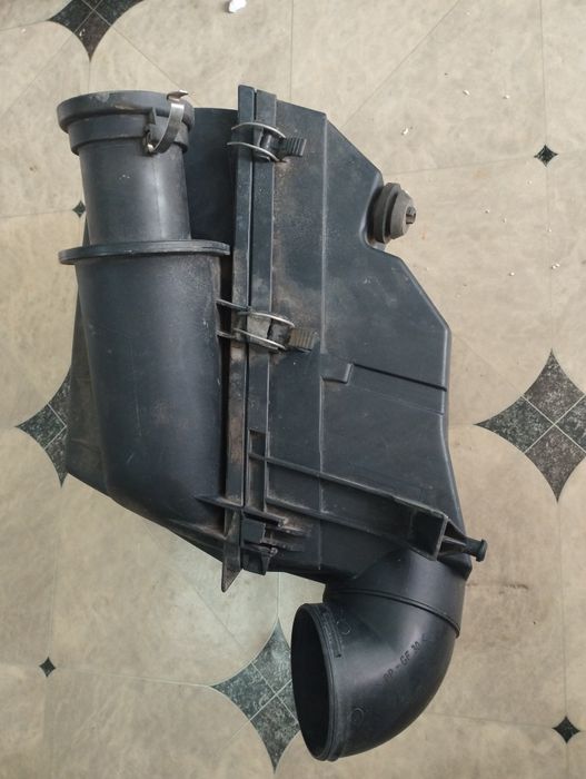 Воздушный фильтр (корпус)