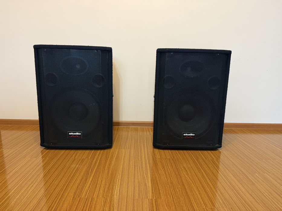 Boxe pasive  marca Studio