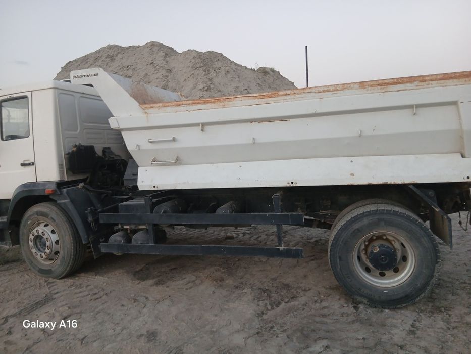 Man UzAuto Trailer