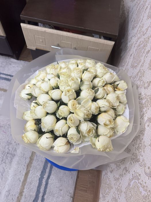 Букет ,цветы срочно сатылады