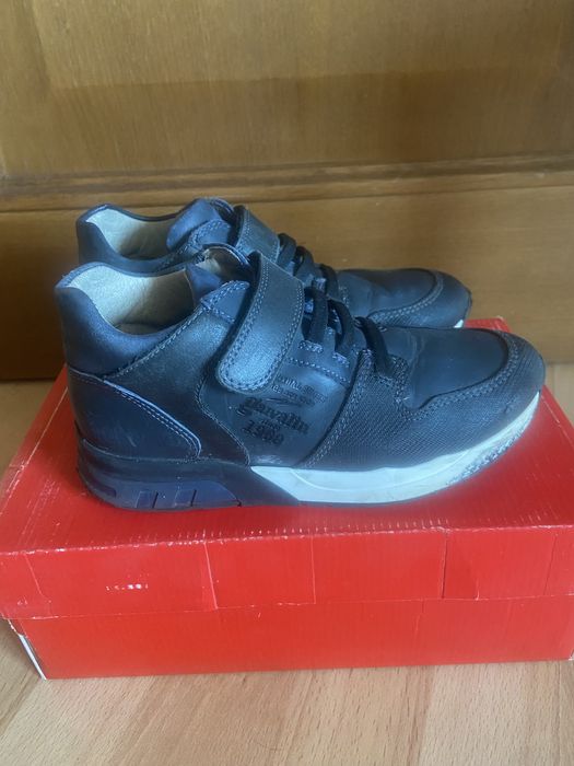 Ботинки осенние