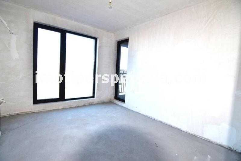 Продава се Тристаен апартамент в Пловдив, Тракия - 97 кв.м за 683 €/кв.м - Снимка #4