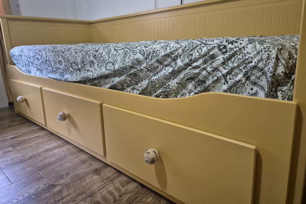 Divan ikea camera copil