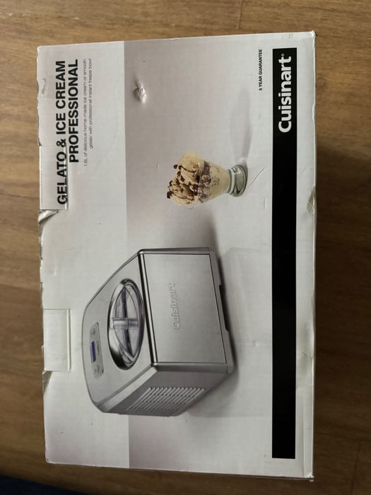 Машина за сладолед Cuisinart ICE100BCU с вграден компресор, Мощност 150 W, Капацитет 1,5 л, Сив