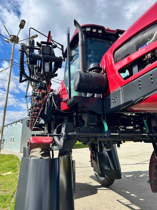 Самоходный опрыскиватель UTA 3000