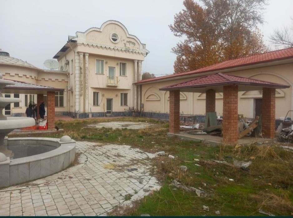 Продаётся 3-х уровневый дом под Ваш бизнес