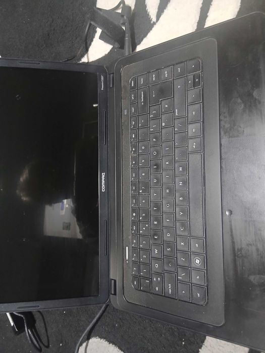 Laptop Compaq Presario CQ57
