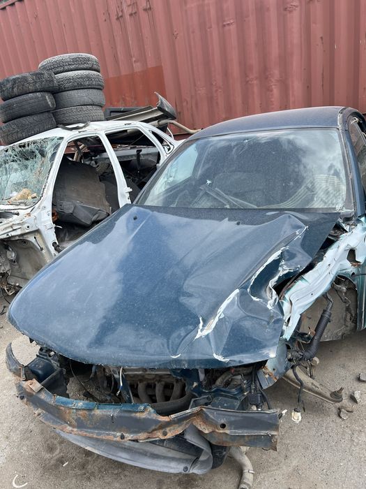 Мицубиши каризма на разбор