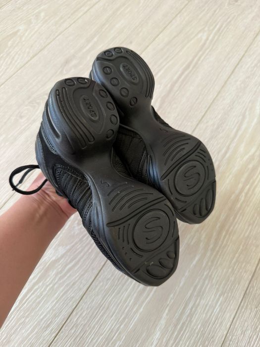 Продается джазовки