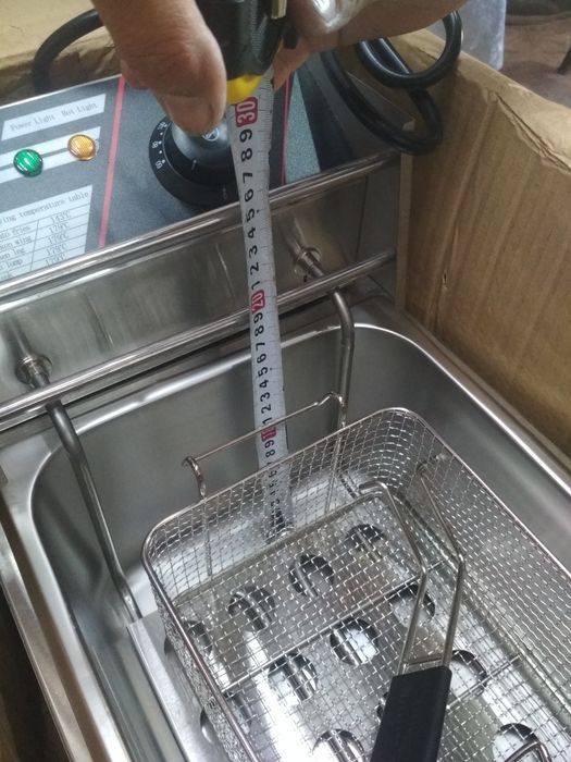 Фритюрница для кухни