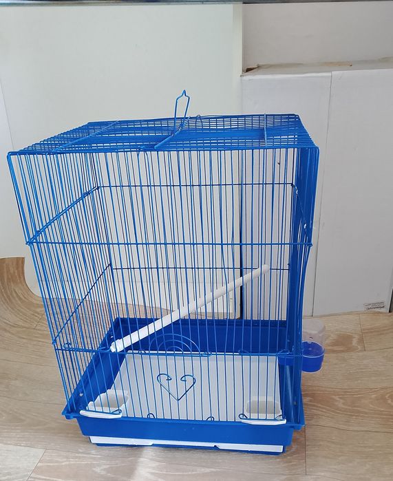 Продам клетку для птиц 4000