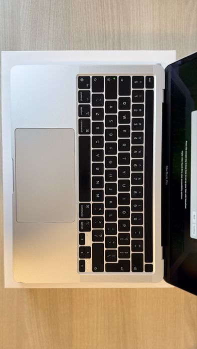Macbook pro 13”, M1, 2020, 256GB, 8GB RAM