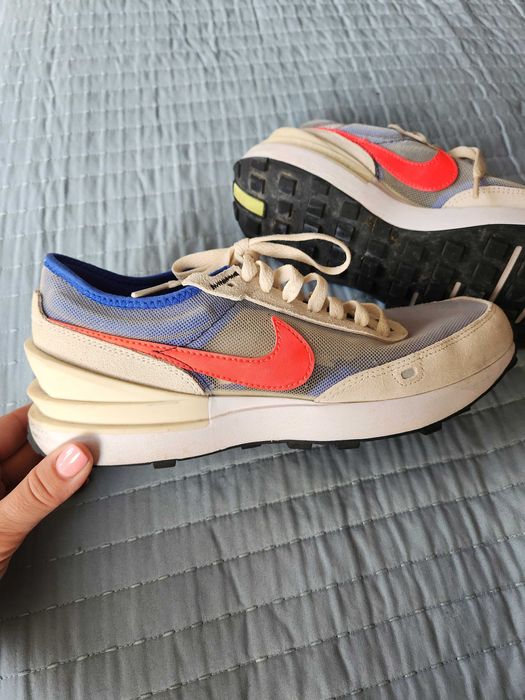 Маратонки Nike номер 40, стелка 25 см