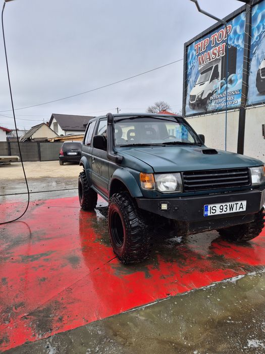 De vanzare pajero 2.8