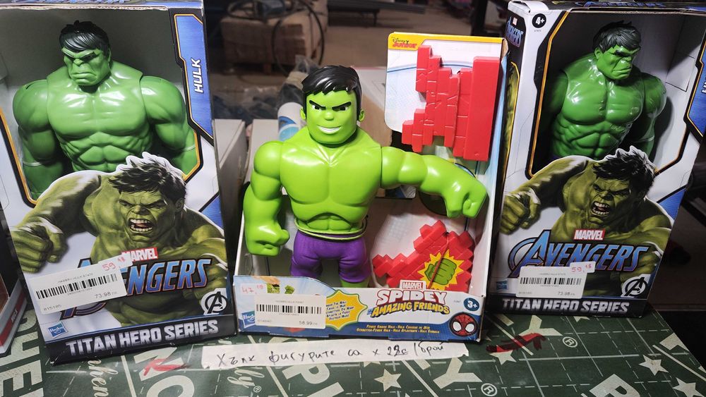 Фигурки на Hasbro/Marvel - 15 броя/чисто нови HULK Dart Veidur