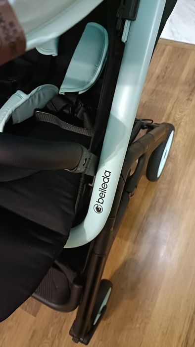 Коляска прогулочная