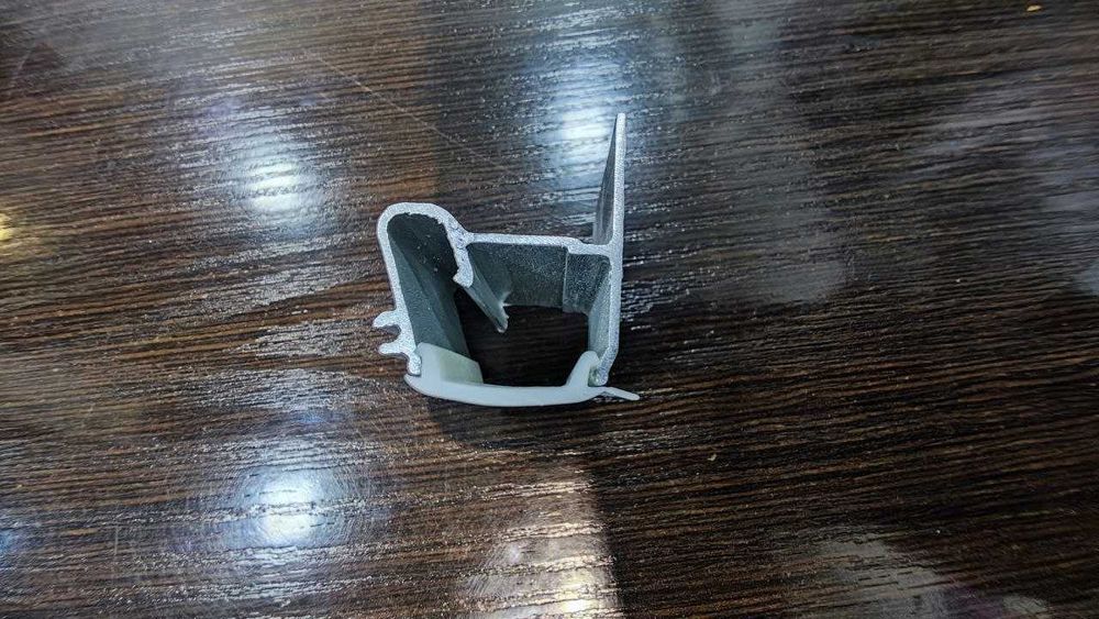 Световая линия, профиль для натяжного потолка