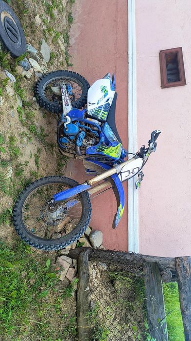 2005 Yamaha yz250f motor blocat