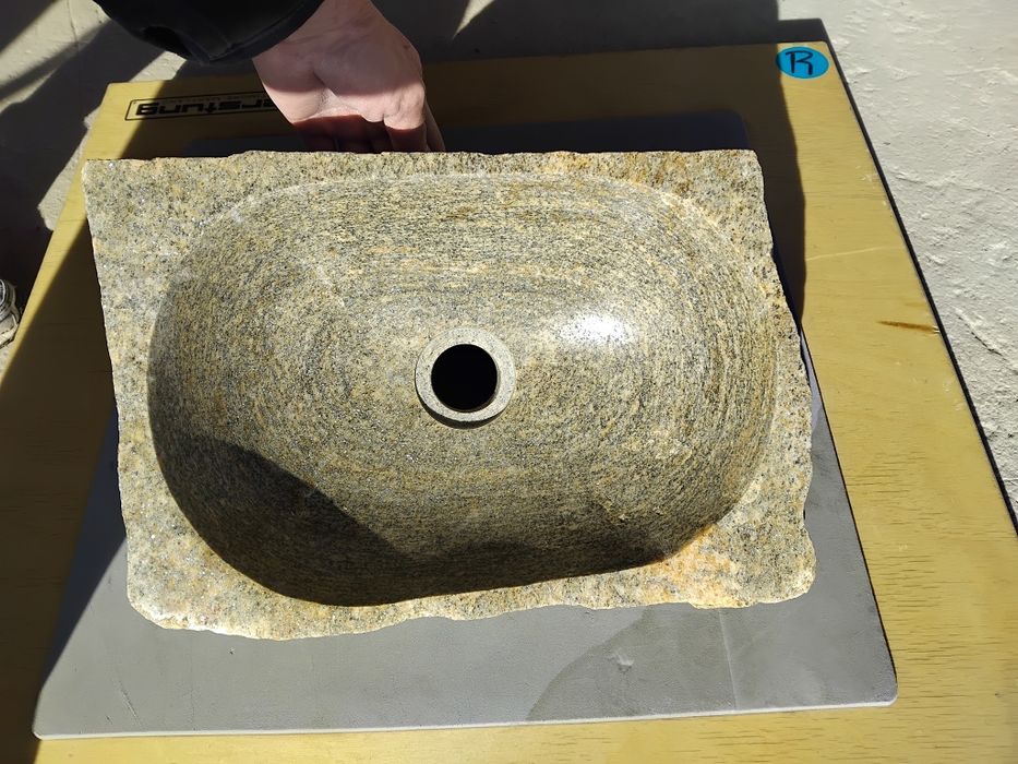 Мивки от естествен камък – Ръчна изработка и натурален стил